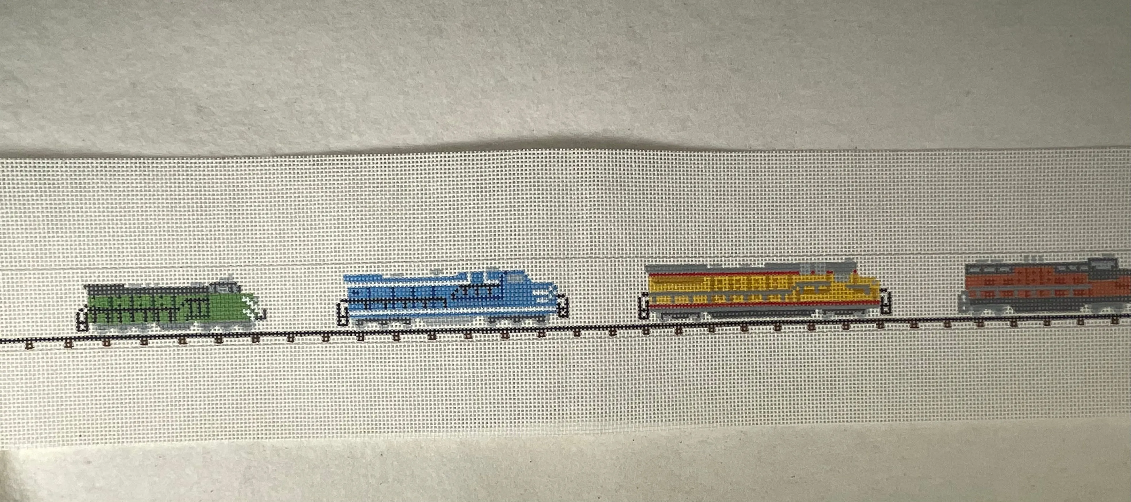 * Lund Enterprises 533 Locomotives
