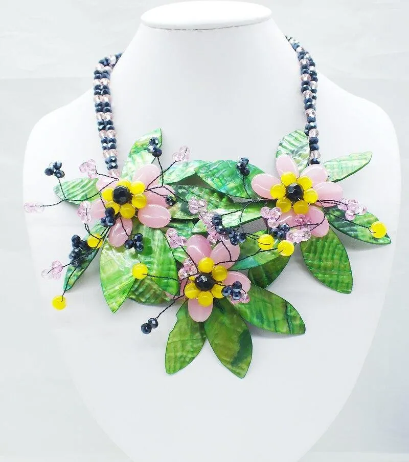 classic!!!  Shell /crystal   Bride Wedding. Flower necklace 20"|Choker
