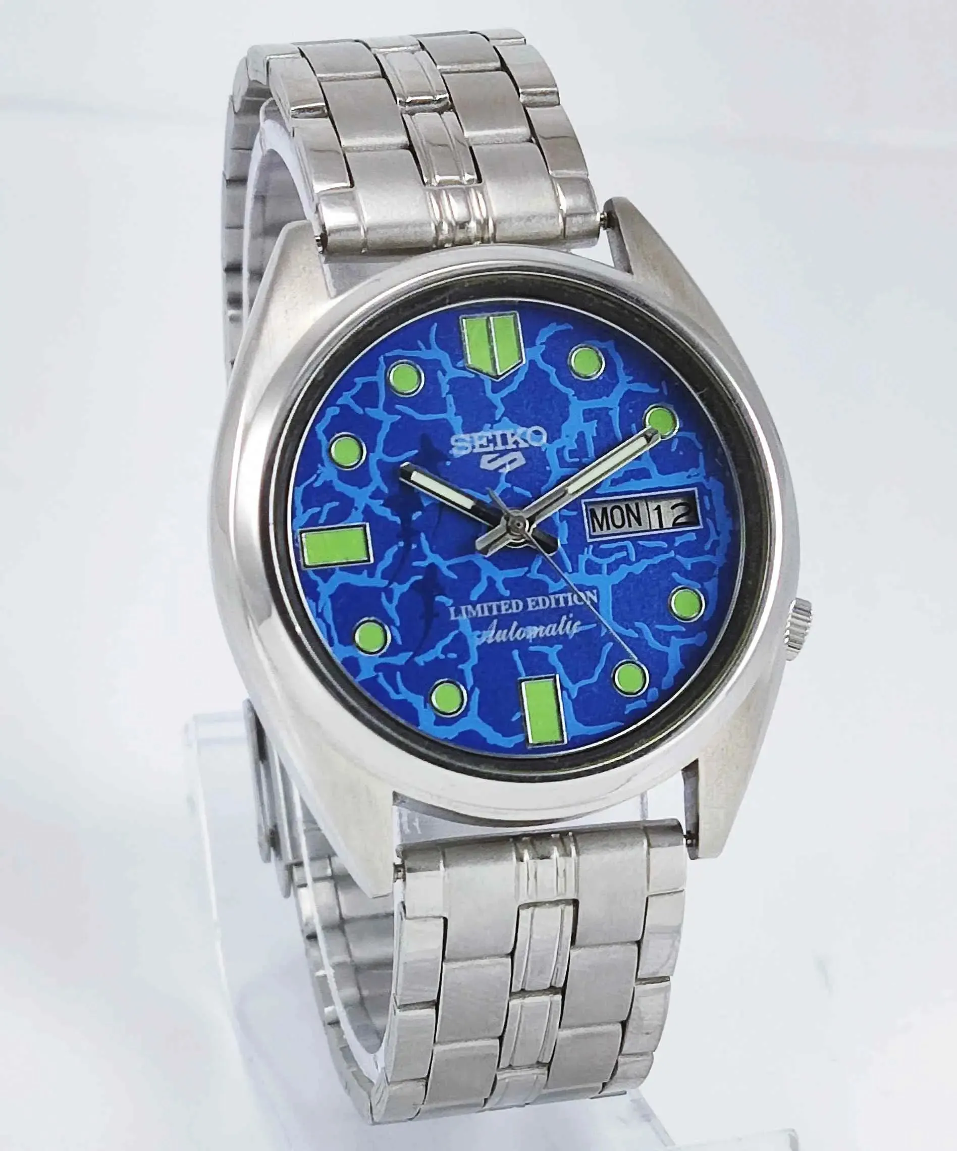 Seiko 5 Automatic 7009A Blue Dial 17 Jewels Men's Watch