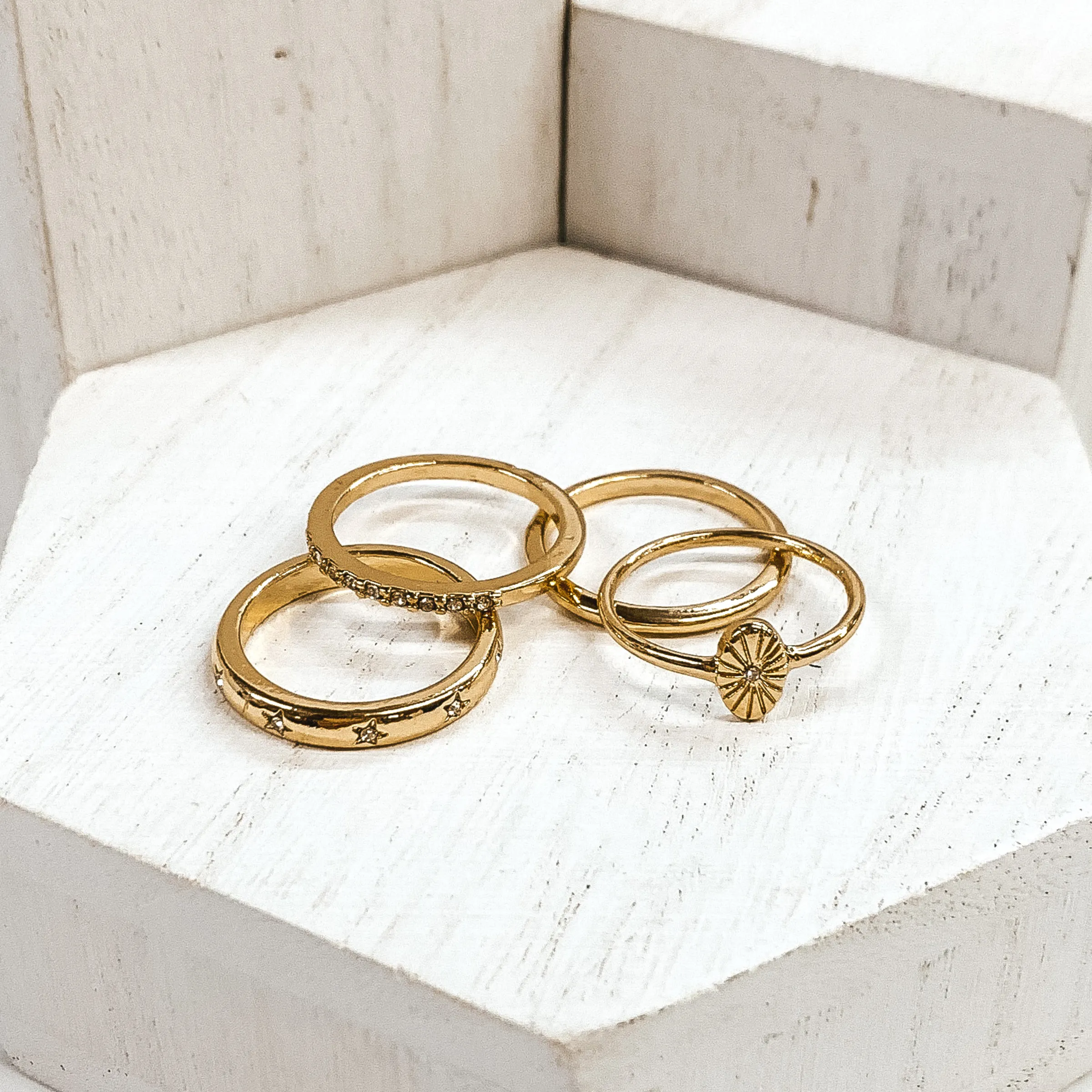 Set of 4 | Oval Pendant Ring Set with Clear Crystals in Gold Tone