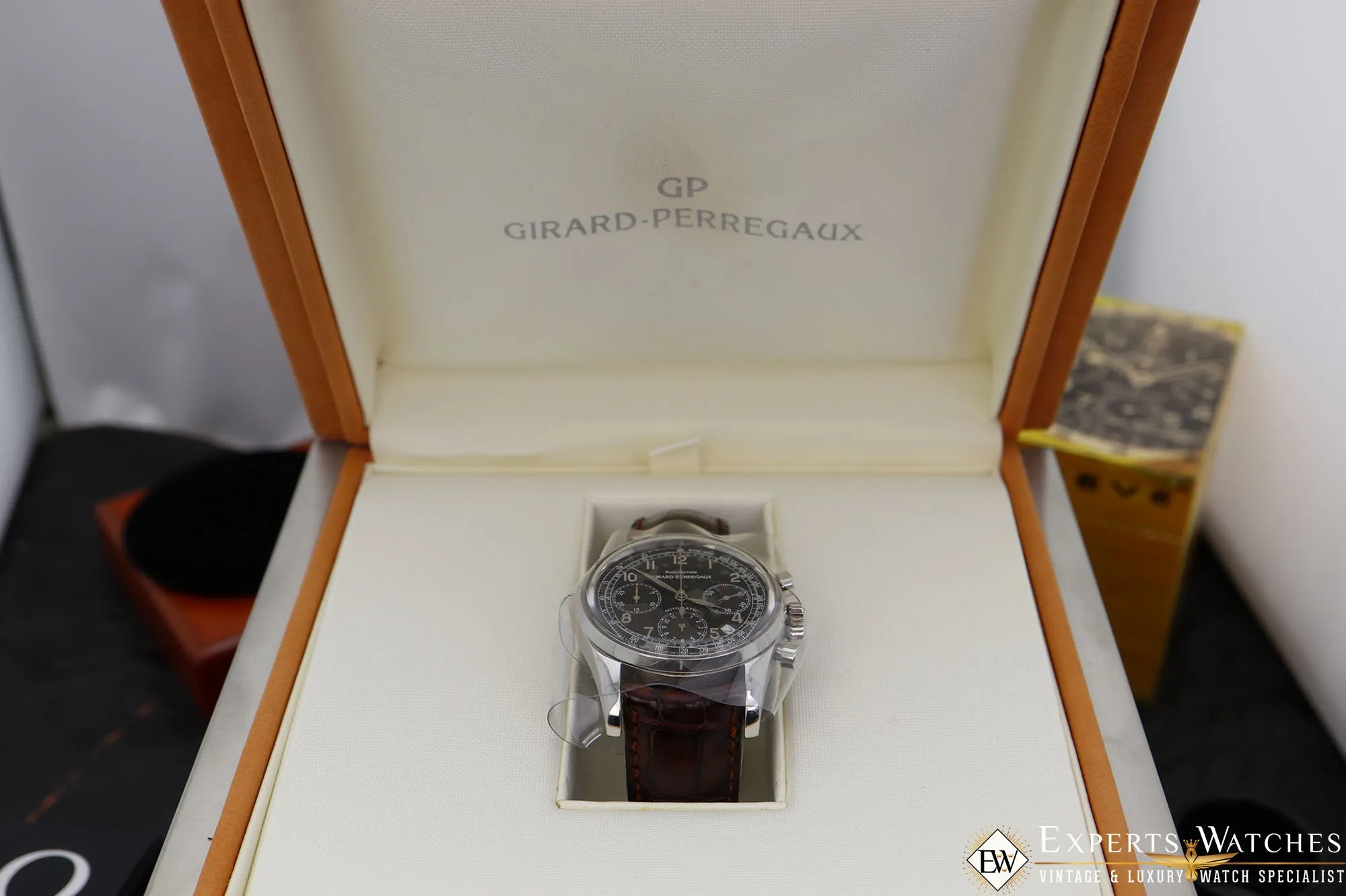 Sold!!! GIRARD PERREGAUX CLASSIC 1999 Ref. 4946 Chronograph 38mm Automatic CAL 3370 GP