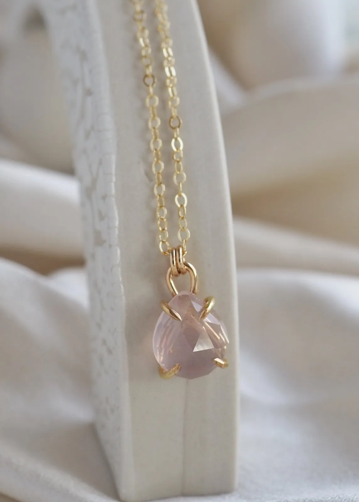 Virgo Necklace - Rose Quartz