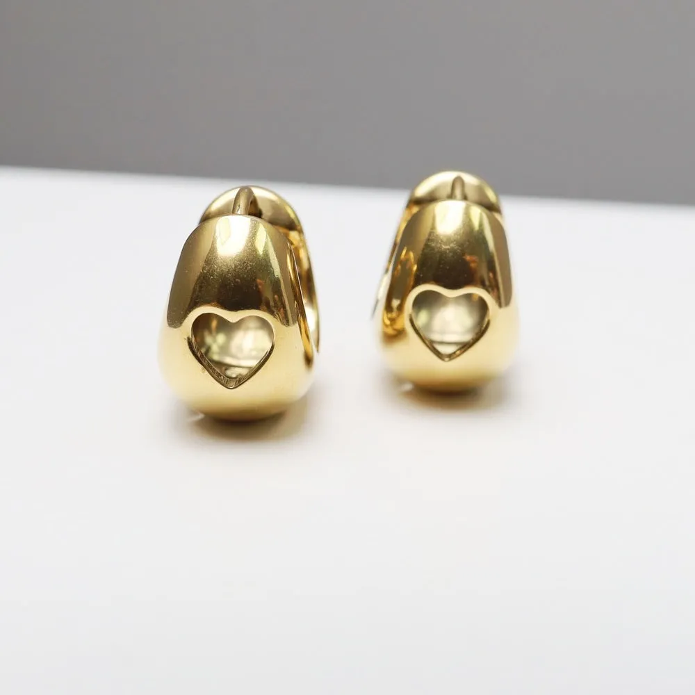 Wholesale Gold-plated Stainless Steel Hollow Love Earrings