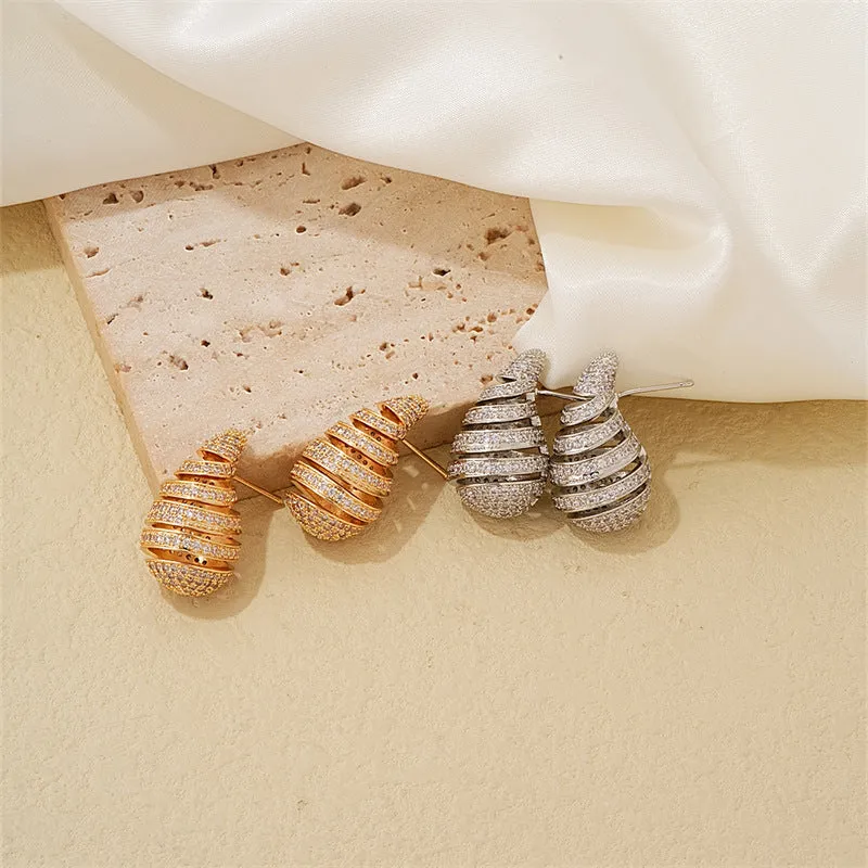 Wholesale Water Drop Crescent Thread Copper Gold Plated Earrings